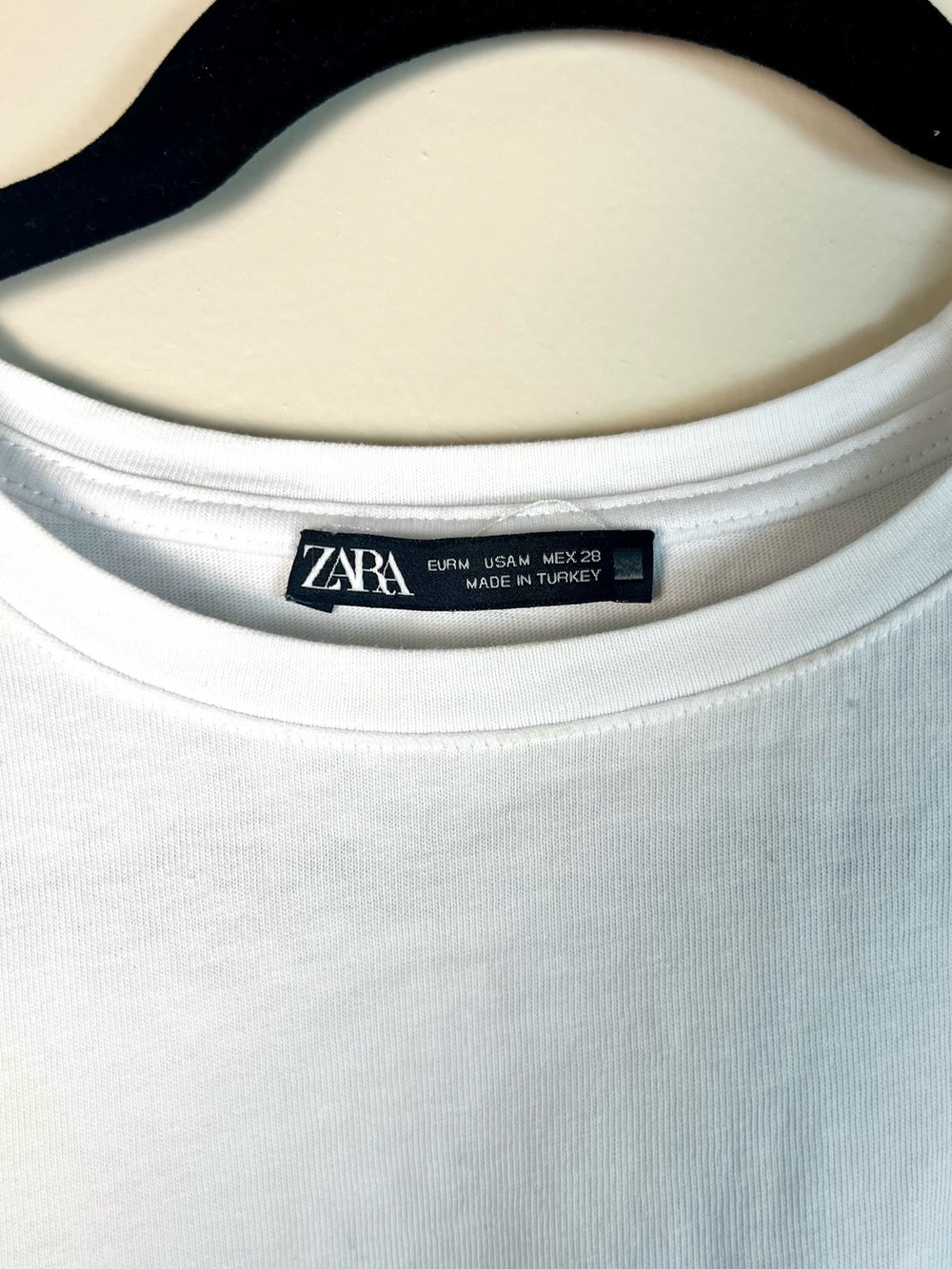 Zara White cotton Eyelet Ruffle Sleeve Top size M - Picture 2 of 8